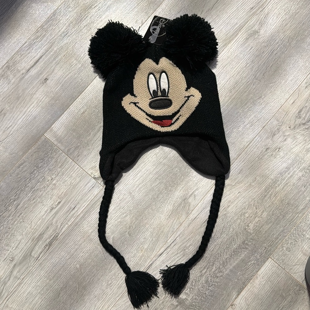 Disney Mickey Mouse toddler hat new with the tags